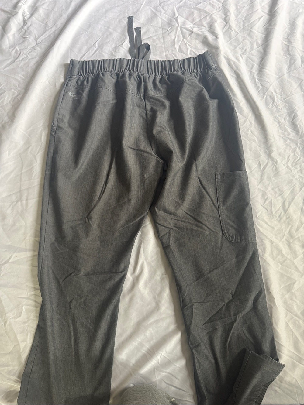 Grey's Anatomy Charcoal Gray Women's Scrub Top & Pants Set Small/Small Petite - Picture 3 of 4